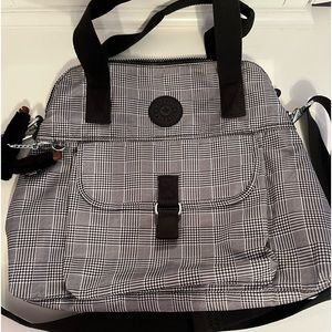 NWT Kipling Pahneiro handbag tote pocketbook OBI-Etched lines pattern